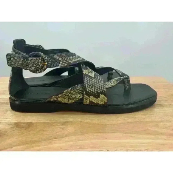 Vince Morris Strappy Leather Snake Skin Pattern Flat Sandals Militaire Color 9.5 - Picture 7 of 9